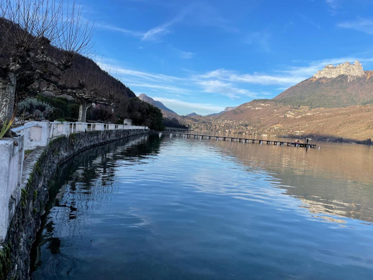 Rare 2 Bedroom With Private Beach On Lake Annecy 두사르 외부 사진