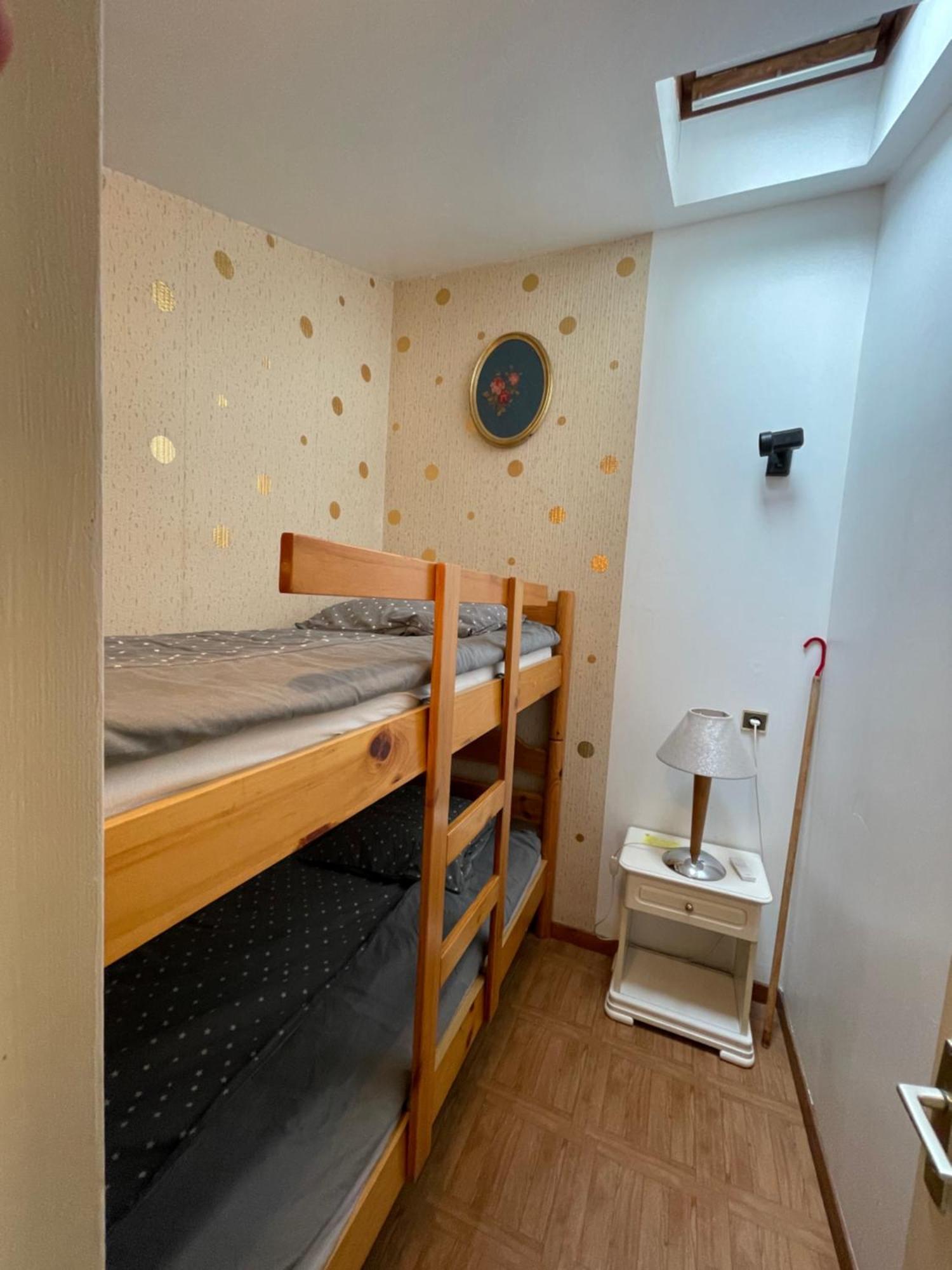 Rare 2 Bedroom With Private Beach On Lake Annecy 두사르 외부 사진